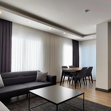Apartment New Spacious Flats Just Minutes From Lara & Kundu Entertainment Zone Antalya