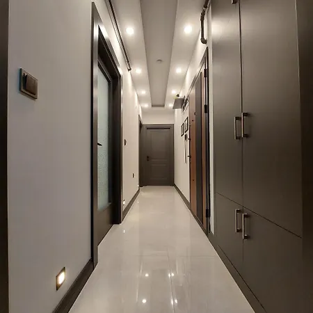 Professionally Maintained, Spacious New Residences Just Minutes From Lara & Kundu Entertainment Zone Apartman *